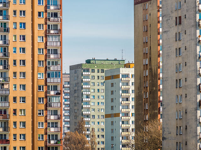 ZF Index Imobiliar ianuarie 2026. Preţul mediu cerut pentru un apartament vechi cu trei camere din Bucureşti a continuat să urce în ianuarie 2026. Piaţa revânzărilor de locuinţe a debutat în forţă în 2026, pe fondul dobânzilor ipotecare în scădere şi al cererii redirecţionate de la proiectele noi