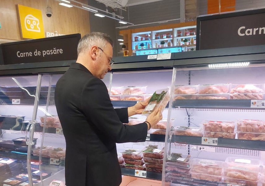 Acuzații grave lansate de ministrul Agriculturii. Barbu spune că fermierii români își vând producția la firme offshore pentru a putea intra în supermarketuri