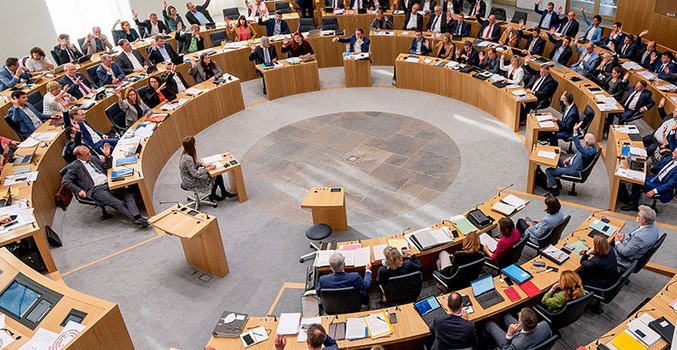 Alegeri în landul german Renania Palatinat: deplasare masivă de voturi înspre dreapta – cel mai slab rezultat aici al Partidului Social Democrat, cel mai bun rezultat al Alternativei pentru Germania în vestul țării