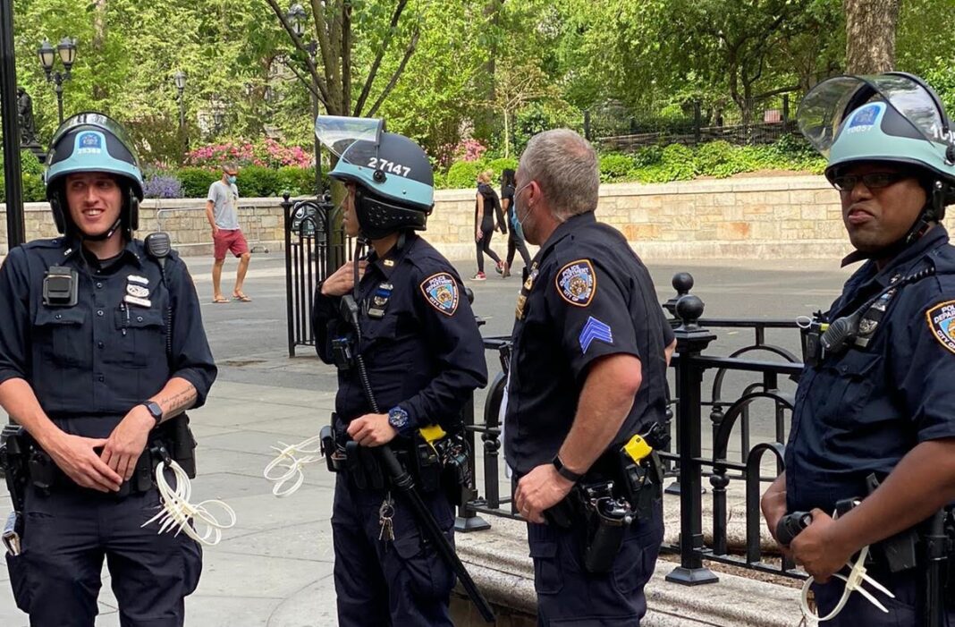 Atac armat în orașul american Austin / Două persoane au murit și 14 au fost rănite / Autoritățile investighează o posibilă legătură cu atacul SUA asupra Iranului