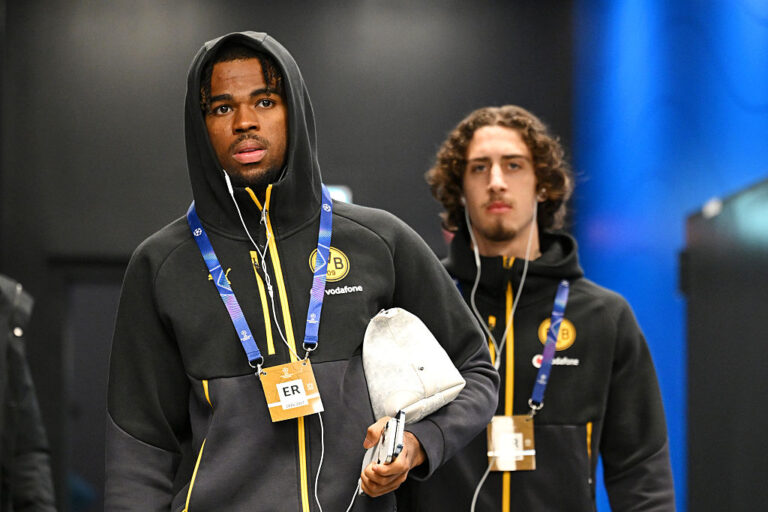 Austria naturalizează un jucător de la Dortmund! Chukwuemeka schimbă naționala