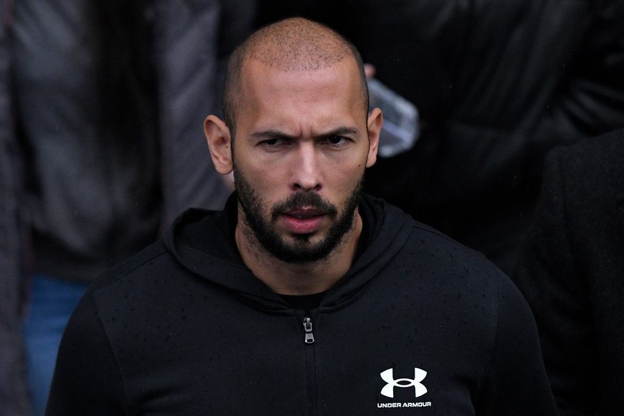 Autoritățile britanice redeschid ancheta privind acuzațiile de abuz sexual împotriva lui Andrew Tate