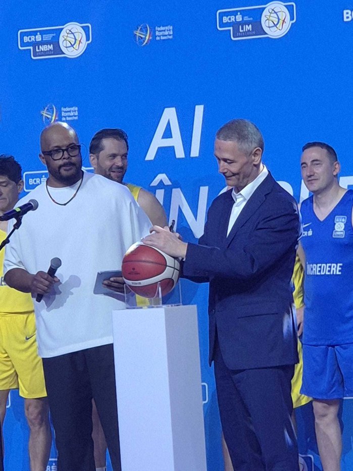 BCR devine sponsorul principal al Ligii Naţionale de Baschet Masculin şi al Ligii I, începand din sezonul 2025-2026. Carmen Tocală, preşedinta Federaţiei Române de Baschet: „Lumea de business se uită la baschet, considerat un adevărat şah cu oameni, iar băncile ne sprijină să creştem”