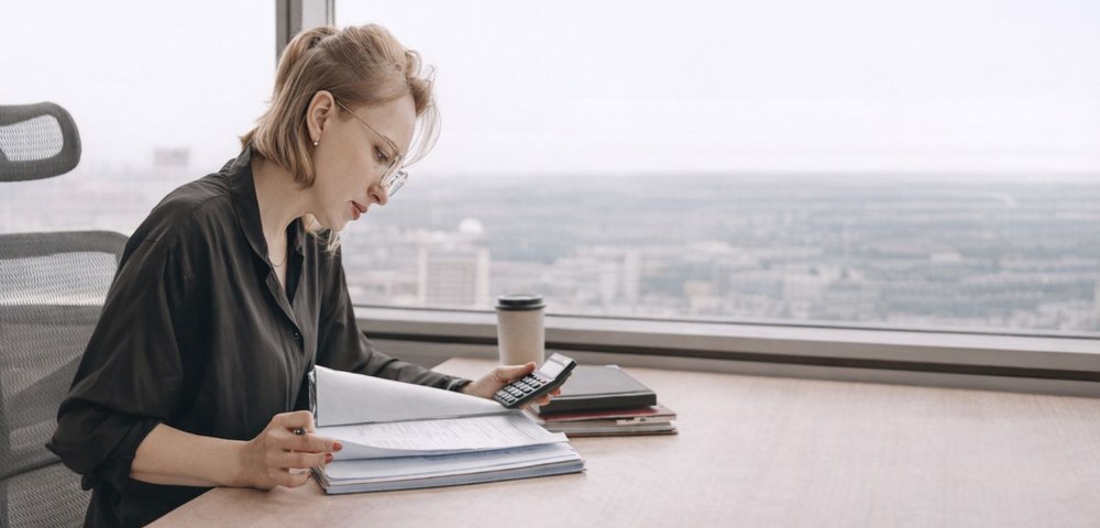 Când o persoană apropiată are nevoie de sprijin:  Tot ce trebuie să știi despre obținerea pensiei de handicap pentru o persoană apropiată