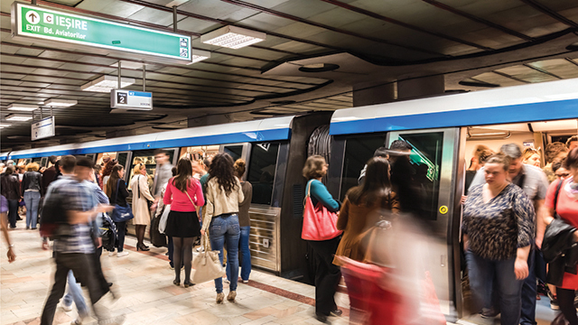 Cât de repede avansează lucrările de pe magistrala de metrou M6? Lucrările pentru structura de rezistenţă de pe secţiunea sudică sunt finalizate în proporţie de 26%, iar cele pentru secţiunea nordică în proporţie de 61%