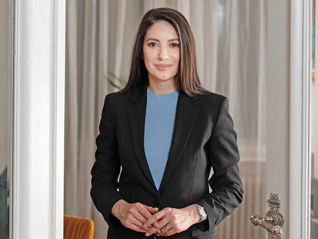 Ce planuri are gigantul EssilorLuxottica după preluarea magazinelor OPTIblu şi Optiplaza: Alina Bistreanu, CEO al Optical Investment Group: În acest moment, nu renunţăm la brandurile româneşti pentru a aduce o marcă de retail a grupului, ci mizăm pe expansiune