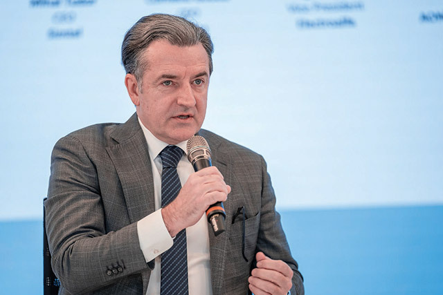 Cei mai buni ani pentru investiţiile în energie aduc pe plan local specialiştii plecaţi şi devin o carte de vizită pentru internaţionalizarea companiilor româneşti. Antreprenorii locali: În momentele grele, te preocupă doar prezentul, dar azi ne preocupă viitorul. Suntem într-un moment bun