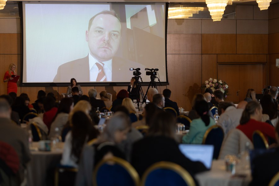 Centrele de mari arși din Timișoara și Târgu Mureș, aproape gata. Rogobete: „În vară le vom da în folosință”