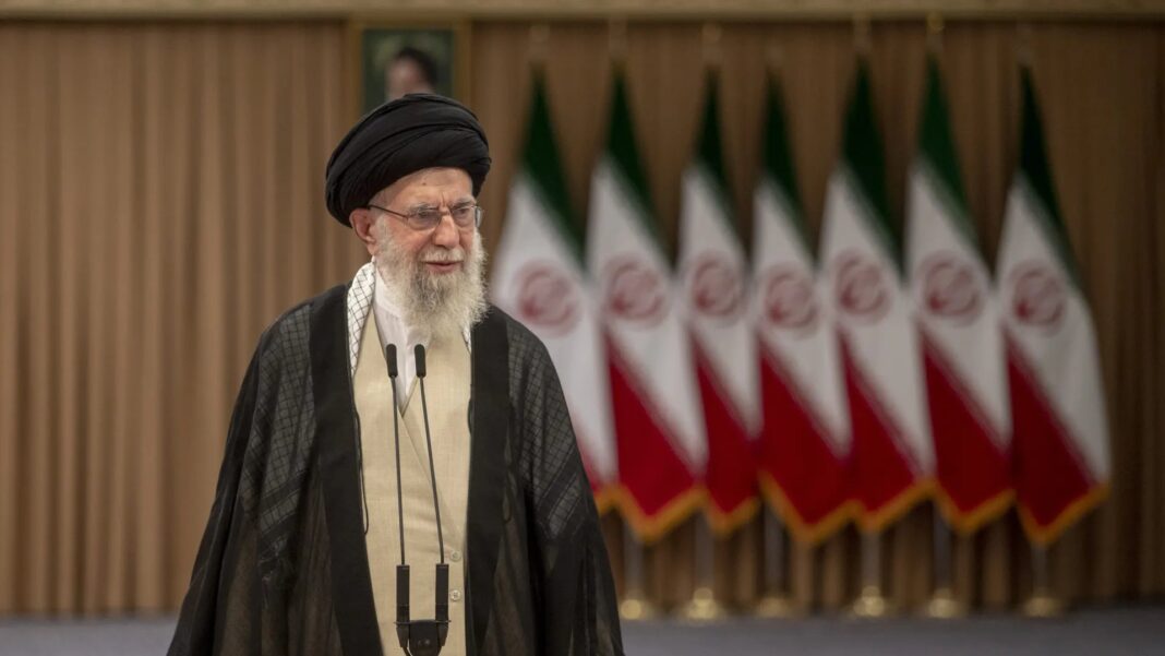 CIA l-a urmărit îndeaproape pe Khamenei timp de luni de zile / Era urmărit pas cu pas: unde locuia, cu cine se întâlnea, cum comunica – CNN