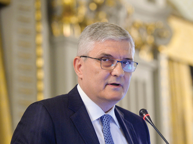 Consiliul Fiscal, despre proiectul de buget pe 2026: Construcţia bugetară este compatibilă cu un deficit cash de 6,2% din PIB. Dar o prelungire a războiului din Orientul Mijlociu, însoţită de persistenţa unor preţuri înalte la petrol, gaze naturale şi gaze lichefiate, ar pune sub semnul întrebării datele construcţiei bugetului