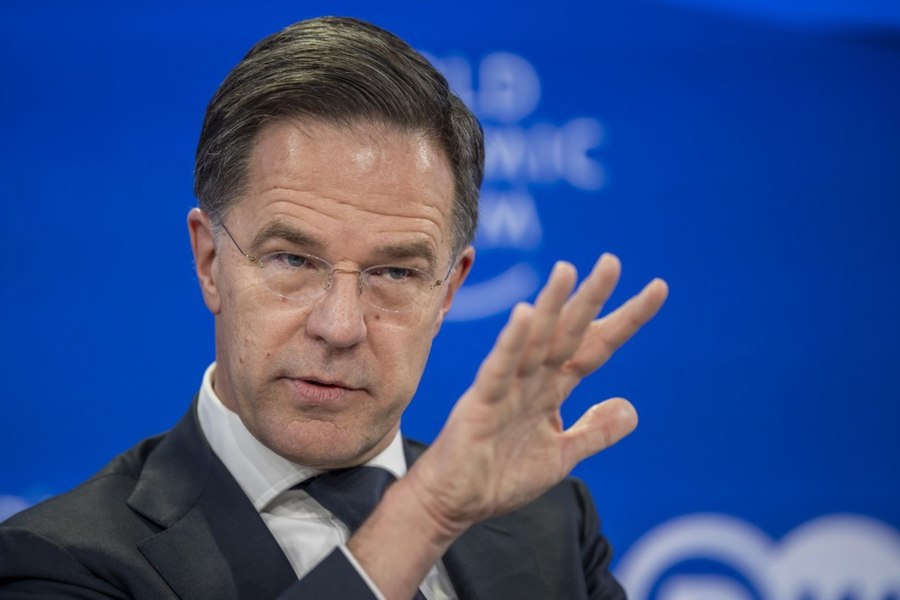 Cum încearcă Mark Rutte să-l împace pe Trump și de ce aliații nu au fost avertizați despre atacurile în Iran