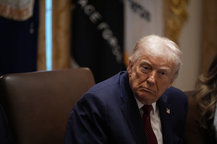 Departamentul de Justiție publică interviuri ale FBI în care Trump este acuzat de agresiune sexuală. Ce povestește victima