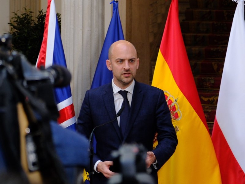 Europa se mobilizează: Franța, Germania și Marea Britanie declară că sunt pregătite să apere statele din Gof de atacurile Iranului