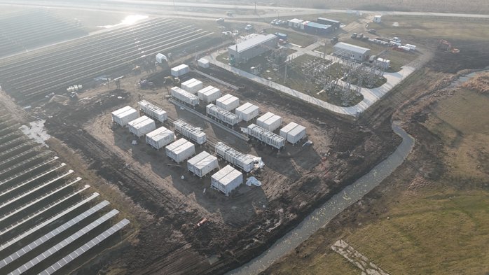 Eurowind Energy începe instalarea sistemului de stocare a energiei de la Teiuş, investiţie de 21 mil. euro