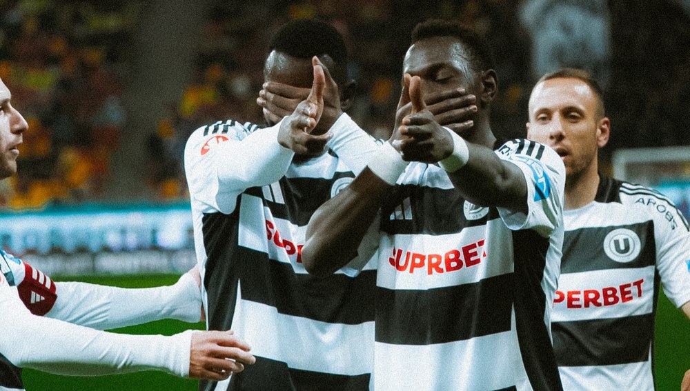 FCSB încheie în genunchi sezonul regulat. Părăsită de suporteri, campioana s-a făcut de râs cu U Cluj