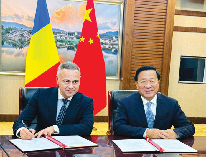 Florin Barbu, ministrul agriculturii, a mers la Beijing să deschidă piaţa chineză pentru exportul de carne de pasăre şi lactate. Ce spun producătorii români?