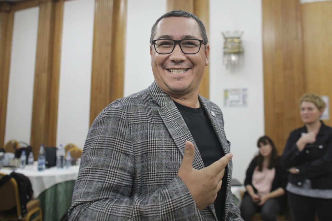 Fritz, despre cererea PSD de control la MAE: E cinic să facem o anchetă pentru copilul unui parlamentar PSD / Nu a fost scoasă de pe nicio listă, avea bilet pentru o cursă comercială / Fiecare român cunoaște situația în care nu prinde un loc pentru copil la creșă sau nu prinde un tratament pentru că un special se bagă în față
