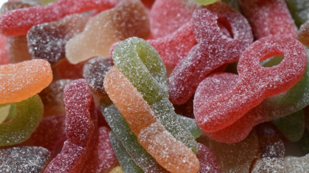 Furt spectaculos în Germania: 15 tone de jeleuri au dispărut dintr-un camion