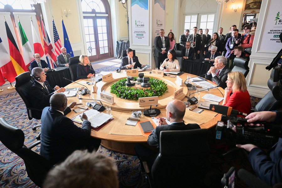 Grupul celor mai dezvoltate șapte state va discuta eliberarea rezervelor petroliere de urgență