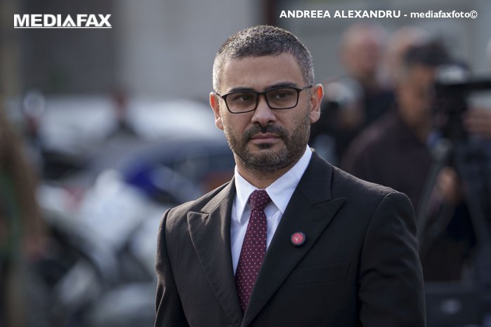 Guvernul măreşte salariul minim la 4.325 de lei începând de la 1 iulie 2026. Ministrul Muncii, Florin Manole: „O decizie foarte importantă pentru oamenii care muncesc cinstit şi corect în România”