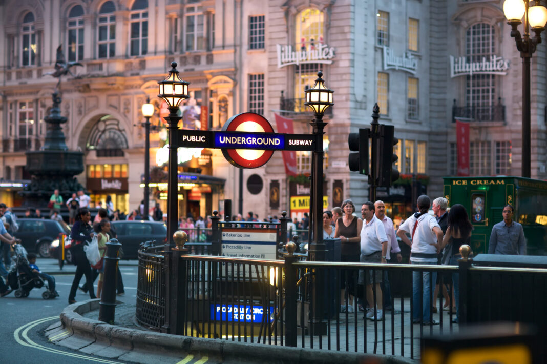 Hackerii au furat în 2024 datele a zece milioane de pasageri din Londra (surse BBC)
