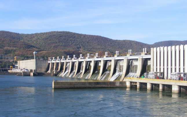 Hidroelectrica va achiziţiona de la compania Siemens șapte transformatoare pentru Centrala Hidroelectrică Porţile de Fier I