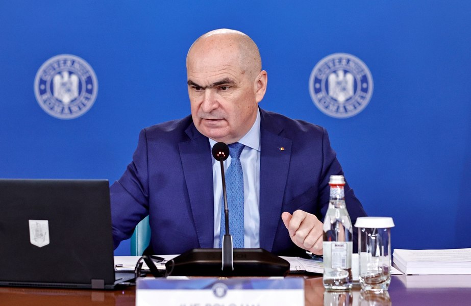 Ilie Bolojan, despre contracararea scumpirii carburanților: „Vom reduce valoarea accizei. În primă etapă ne vom concentra pe motorină”