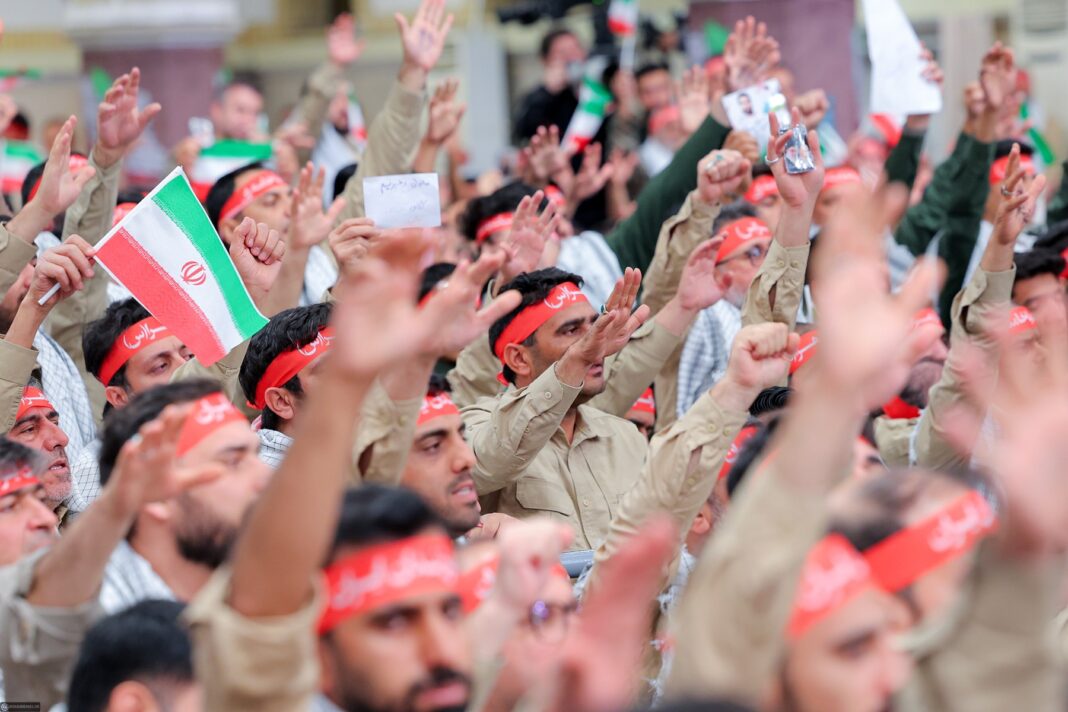 În Iran au avut loc primele execuții ale unor „revoluționari” acuzați de regim că în timpul protestelor din decembrie au ucis agenți ai forțelor de ordine / Condamnații au fost spânzurați