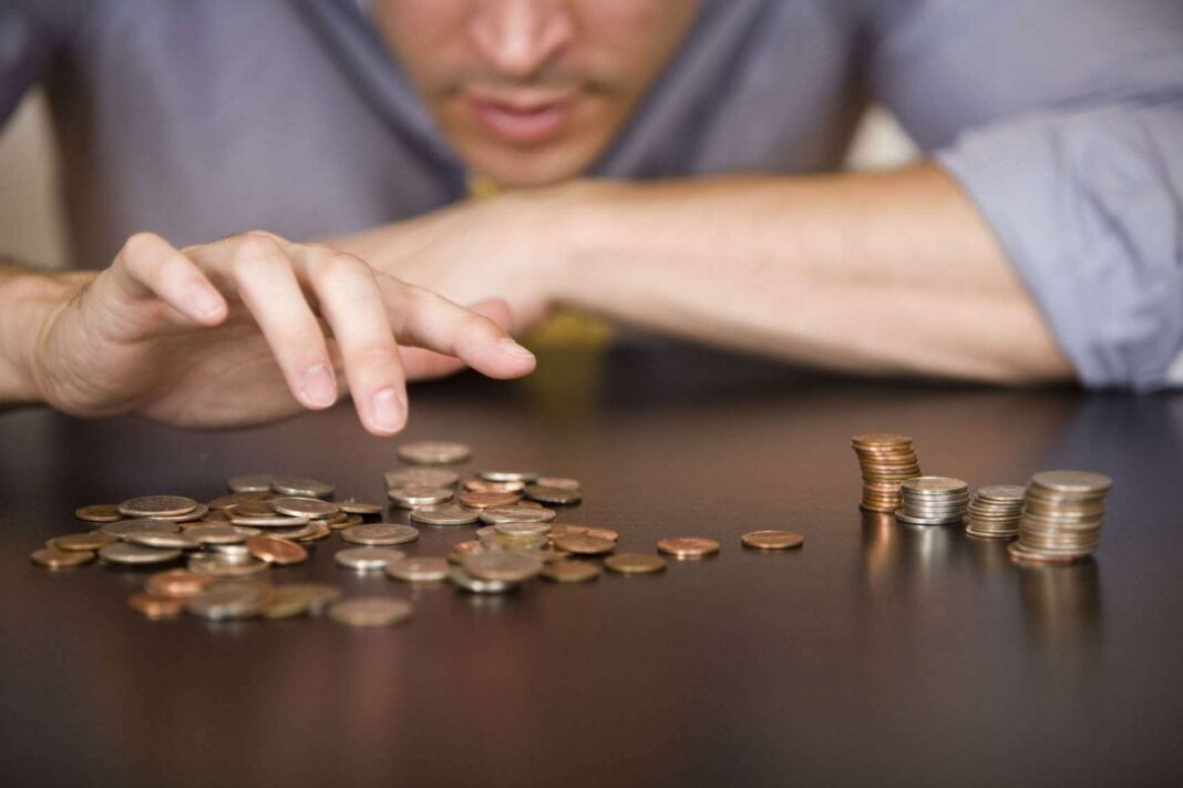 Inflația anuală a scăzut la 9,3% în februarie. Serviciile rămân principalul motor al scumpirilor