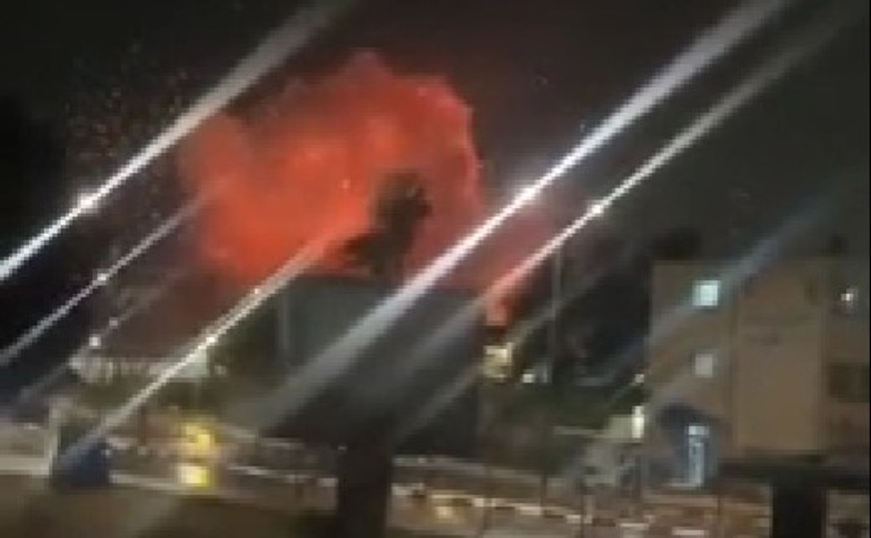 Iranul atacă centrul programului nuclear israelian. Peste 40 de răniți în Dimona, un copil este în stare gravă