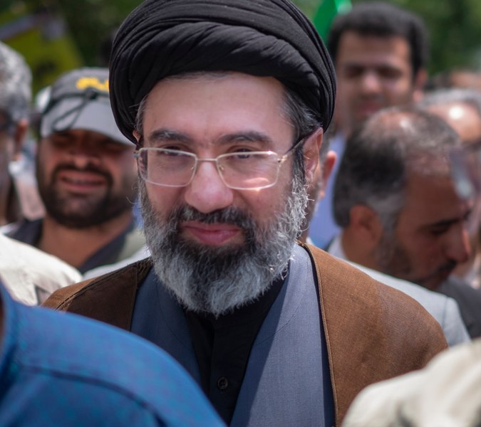 Iranul neagă că noul lider suprem ar fi rănit, după ce șeful Pentagonului a spus că este „probabil desfigurat” după atacurile SUA