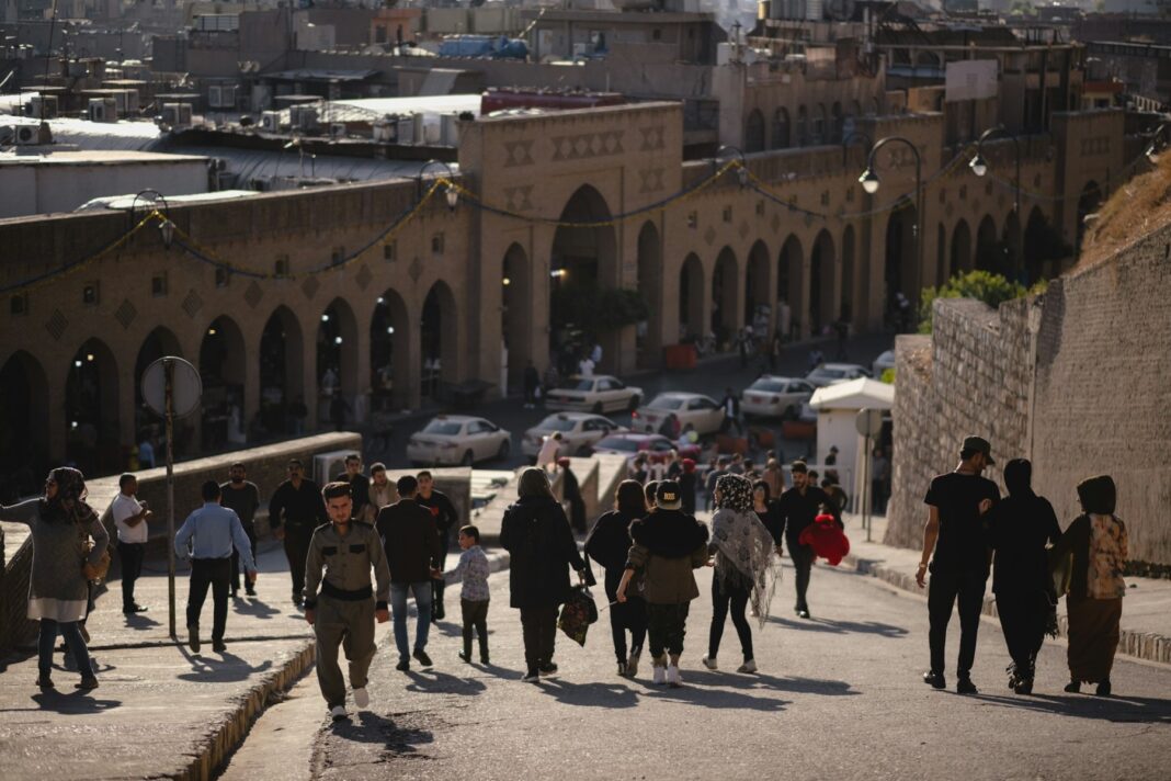 Italia anunţă retragerea temporară a bazei sale din Irak după un atac cu dronă
