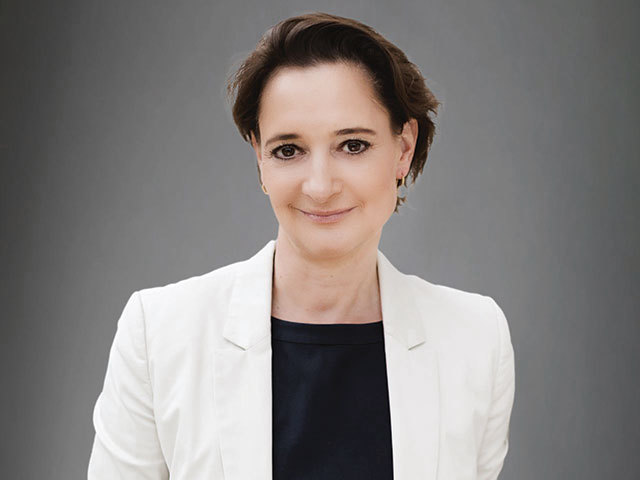 Katrin Adt, CEO Dacia: Vom avea un vehicul electric în fiecare segment. Prima maşină electrică vine anul acesta, sub 18.000 de euro