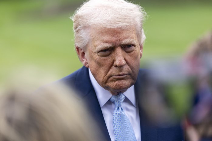 La ce se gândeşte Donald Trump? Preşedintele SUA a spus că se aştepta ca preţul petrolului să crească chiar mai mult după începutul războiului din Iran. „Nu a crescut atât de mult pe cât mă aşteptam”