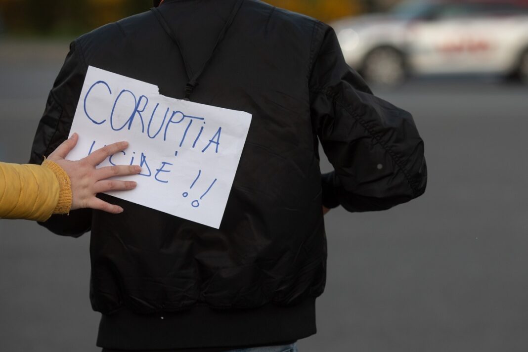 Legislația UE anticorupție va fi votată joi de Parlamentul European, ultimul pas înainte de adoptare. Ce conține pachetul legislativ care trebuie asumat și de România