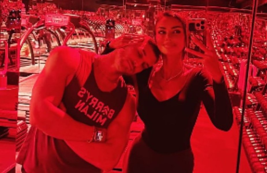 Mădălina Ghenea l-a uitat pe Grigor Dimitrov. Un tinerel s-a lipit de frumoasa din Slatina