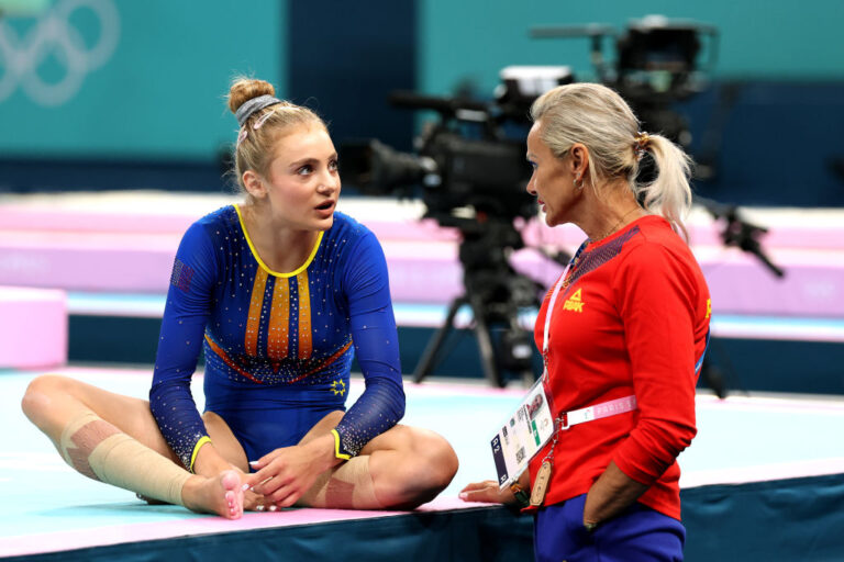 „Mami, nu mai pot să respir!” Noi imagini zguduitoare ale abuzurilor suferite de gimnasta Sabrina Voinea