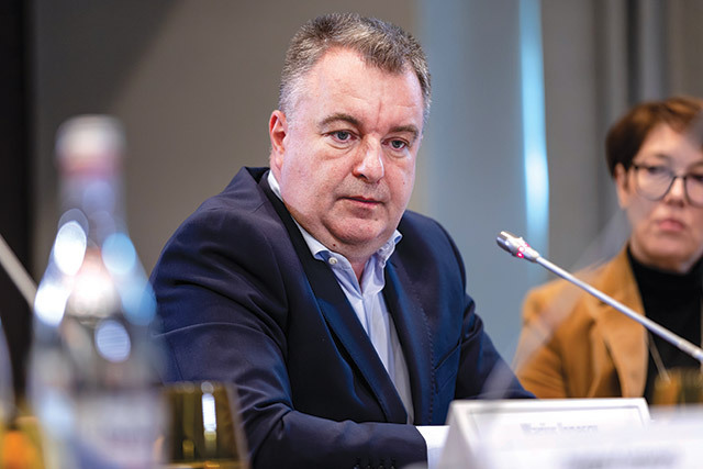 Marius Ionescu, partener, NNDKP: Firmele româneşti încep să fie mai mature şi mai pregătite să meargă pe pieţe străine cu proiecte mari, investiţii şi achiziţii spectaculoase, pe care acum 5-6 ani nici nu ni le imaginam