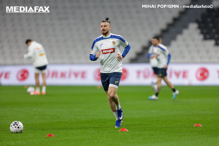 Meciul unei alte generaţii: România trebuie să învingă joi seară Turcia la Istanbul pentru a se califica la Mondial. Cu un lot de 453 mil. euro, Turcia echipă mai valoroasă. Cum arată comparaţia economiilor