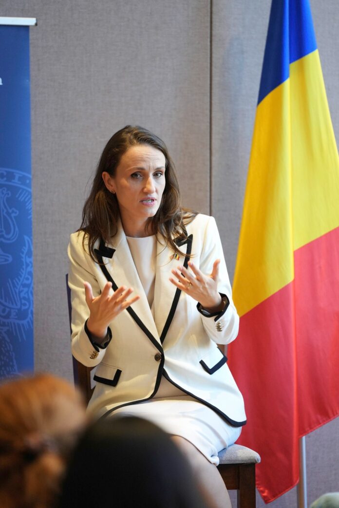 Ministrul de Externe, chemat în Parlament pentru explicații, privind evacuarea românilor din zonele de conflict