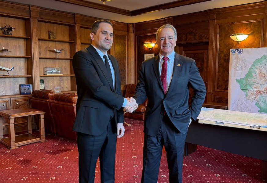 Ministrul Transporturilor, întrevedere cu noul ambasador al SUA în România. Discuții despre creșterea investițiilor americane
