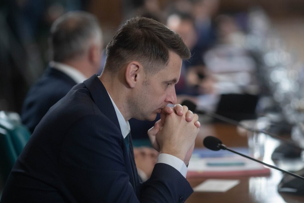 Mircea Abrudean (PNL), președintele Senatului, replică pentru Sorin Grindeanu: Nu stabilește PSD cine este premier de la PNL
