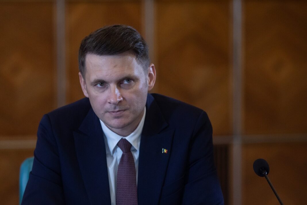 Mircea Abrudean, președintele Senatului: „PNL nu va accepta ca niciun partid să-i dicteze premierul. Că ne place sau nu, Bolojan este premierul României”