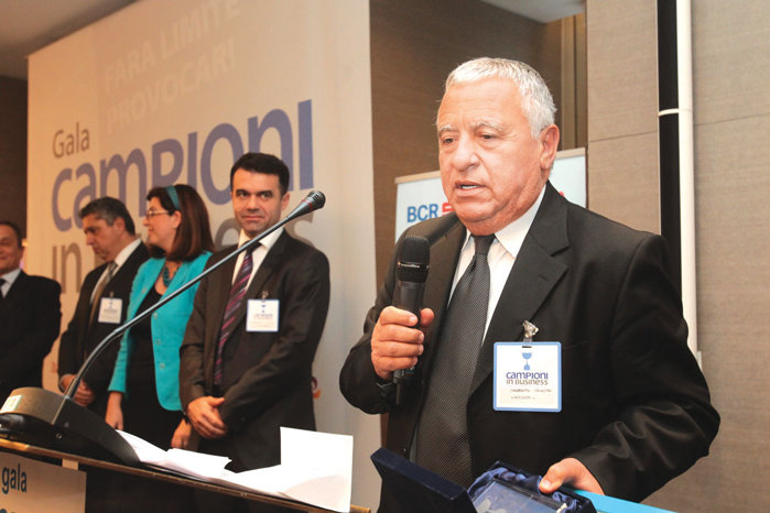 Moldova are autostradă. Ce face cu ea Constantin Chimişliu, distribuitorul de seminţe Biochem din Constanţa: „Aproape un sfert din fermierii cu care lucrăm sunt din zona Moldovei. Cu A7 livrăm mai rapid seminţele, pesticidele şi îngrăşămintele“