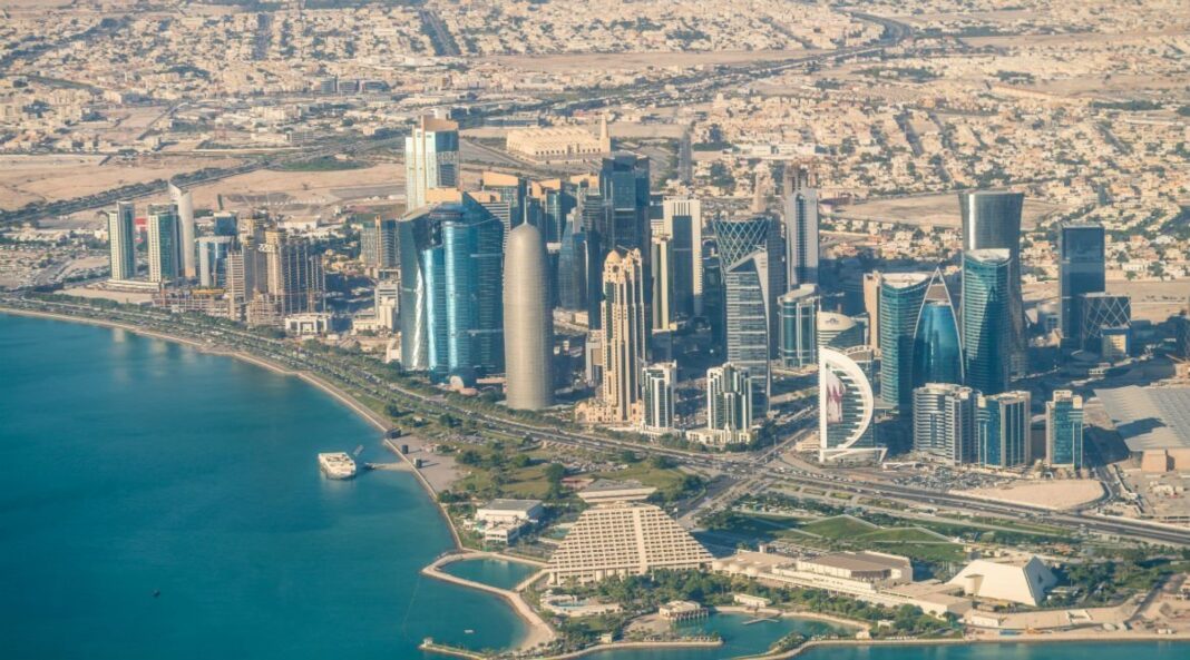 Monarhiile din Golf își schimbă strategia față de Iran: Arabia Saudită și Emiratele, gata de acțiuni mai dure
