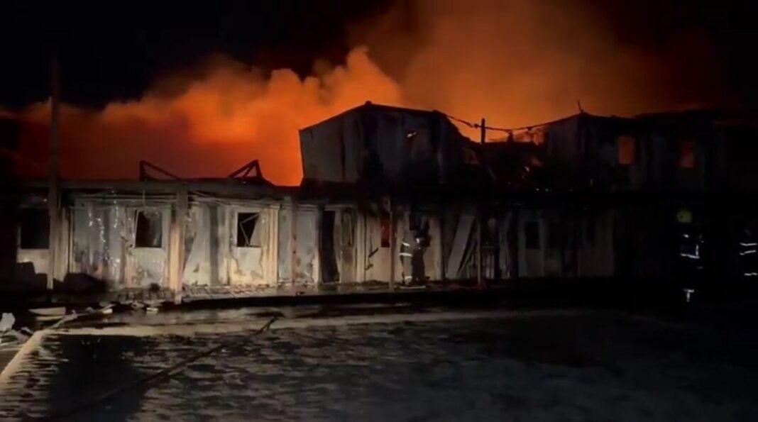 NEWS.ro: Afganistanul susţine că 400 de persoane au fost ucise de Pakistan într-un bombardament asupra unui spital din Kabul