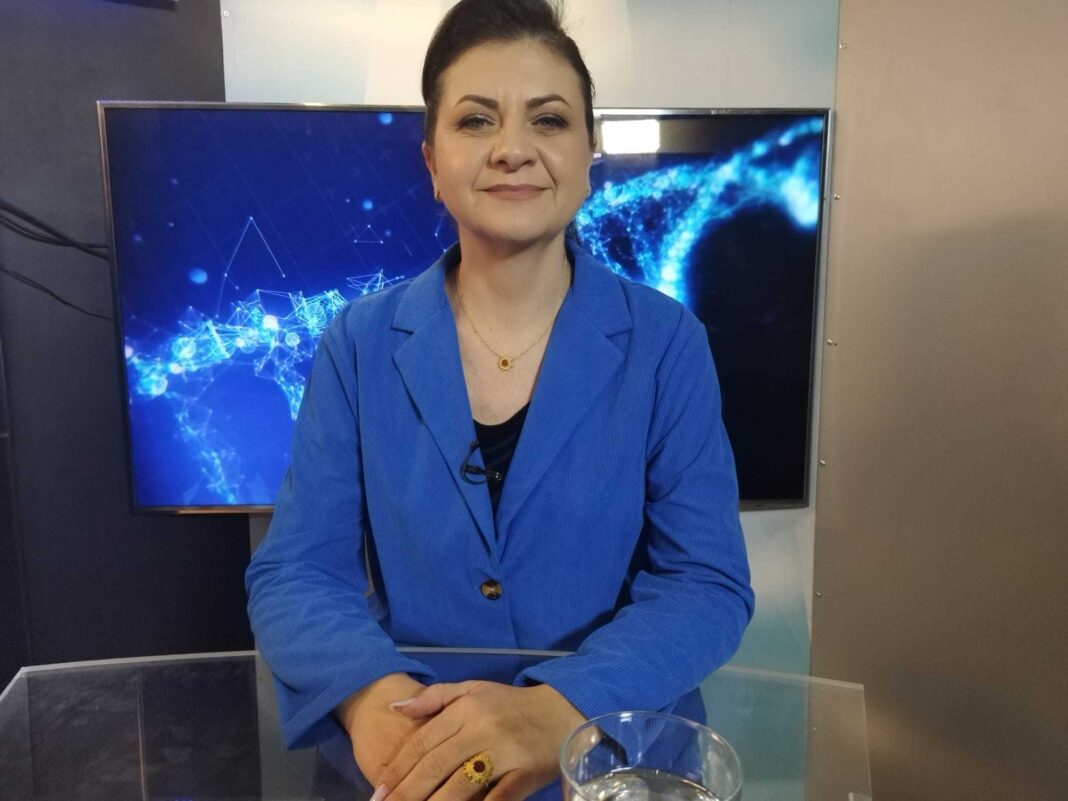 NEWS.ro: Alina Robu, terapeut neurofeedback, despre riscurile petrecerii timpului online: Scrollingul devine un fel de păcănele