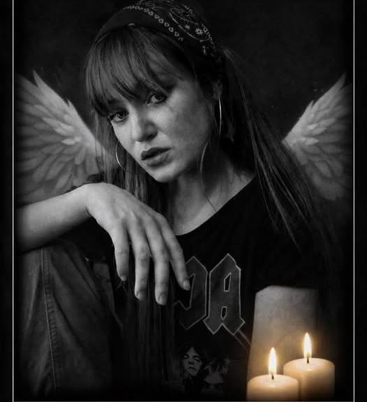 NEWS.ro: Andreea Aniţa, tânăra din Fălticeni pentru care românii au donat 2,3 milioane de euro, a murit/ Dani Cek: A fost o lumină care a ars constant, chiar şi atunci când durerea era mai puternică decât speranţa/ Ce se va întâmpla cu banii strânşi