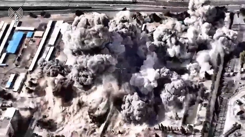NEWS.ro: Armata israeliană difuzează imagini cu atacuri la scară mare în Teheran. Manifestaţii la Teheran, Shiraz şi Isfahan, la începutul unui doliu de 40 de zile după uciderea lui Khamenei