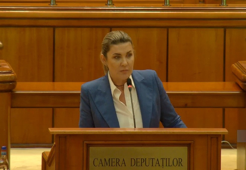 NEWS.ro: AUR a cerut în plenul comun al Parlamentului suspendarea şedinţei în care se dezbate scrisoarea preşedintelui Nicuşor Dan privind dislocarea de echipament şi forţe SUA pe teritoriul României şi retrimiterea documentului şefului statului